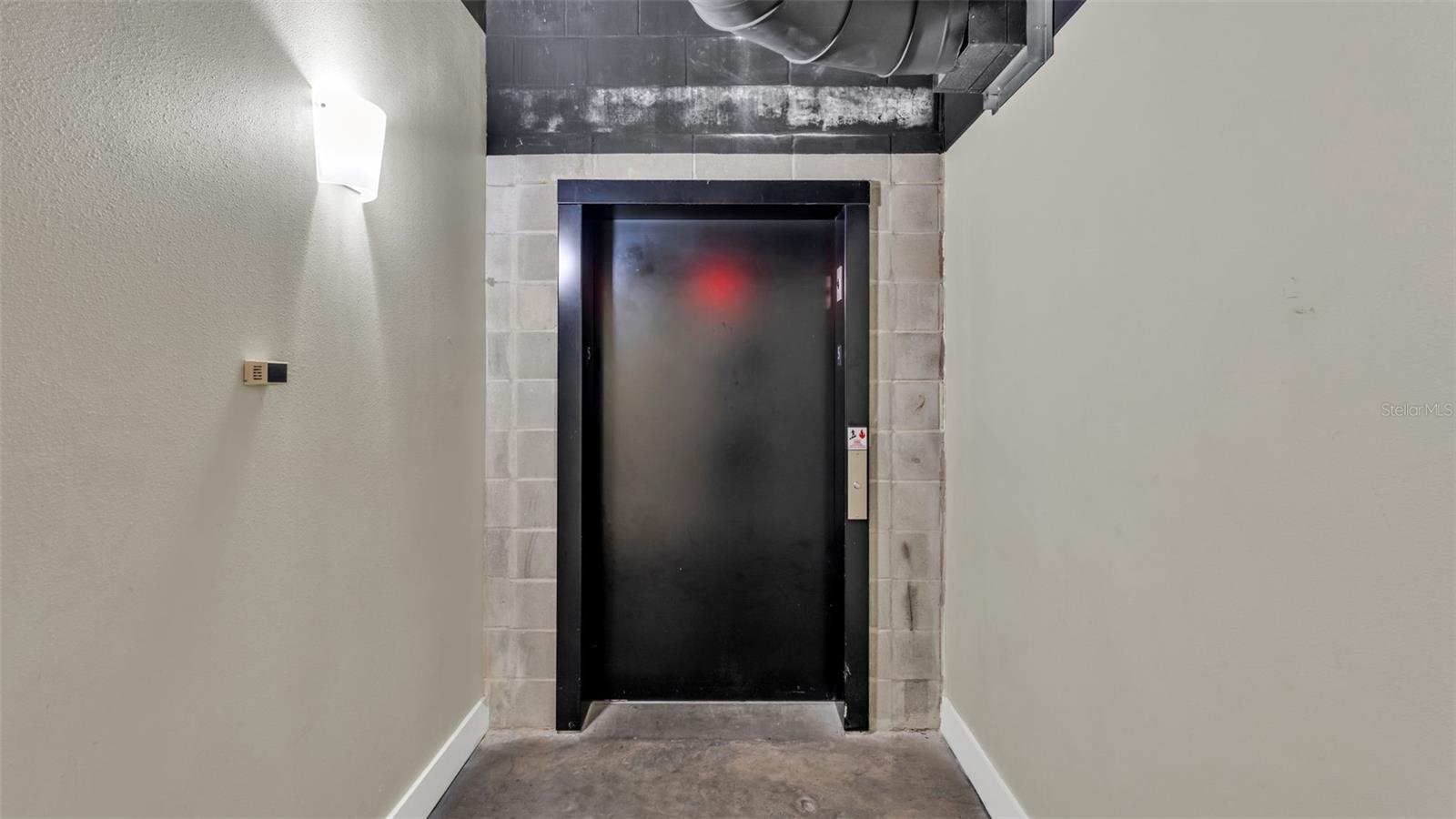 LOFTS ON PARK CONDO - Residential