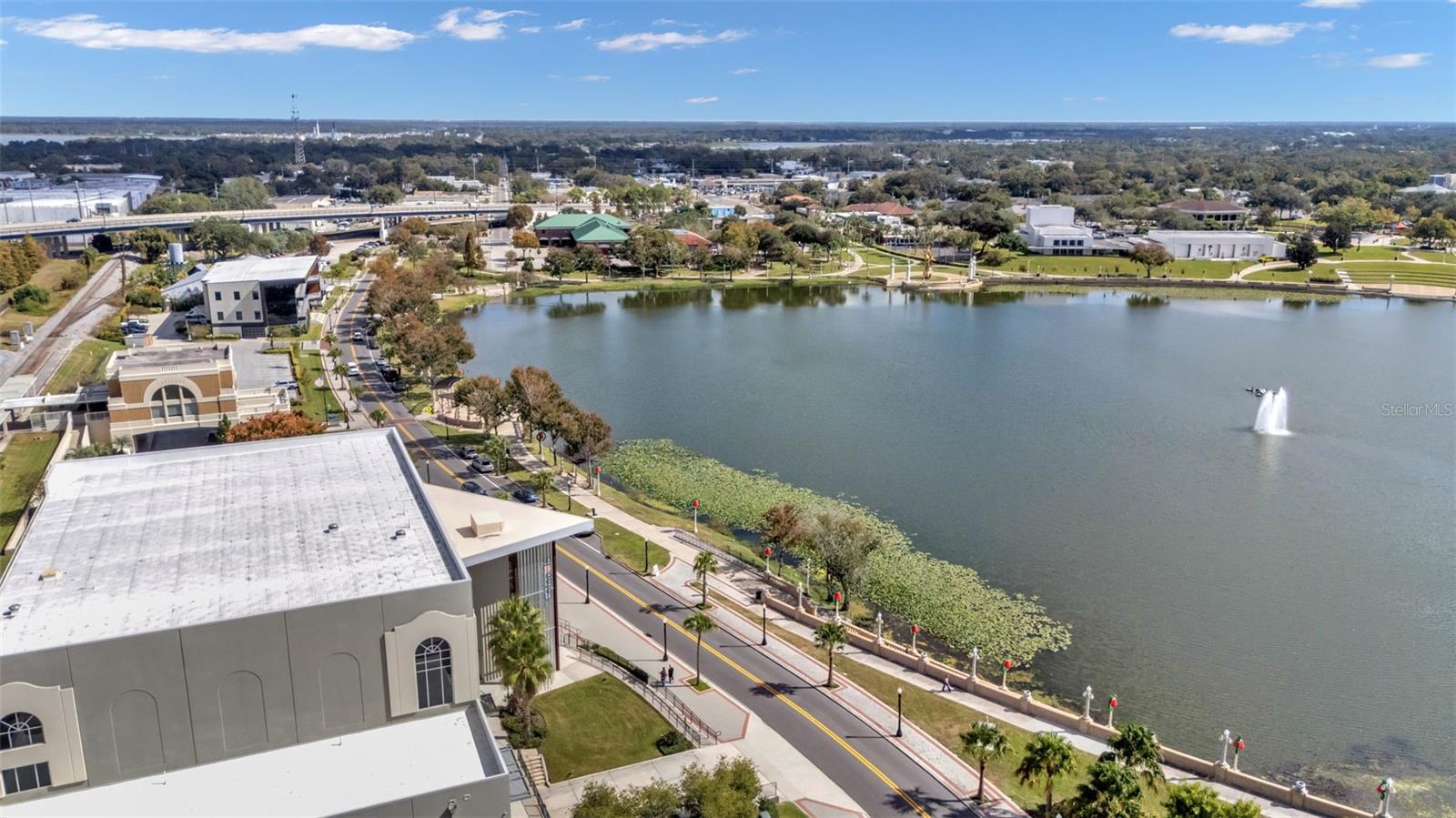 LOFTS ON PARK CONDO - Residential