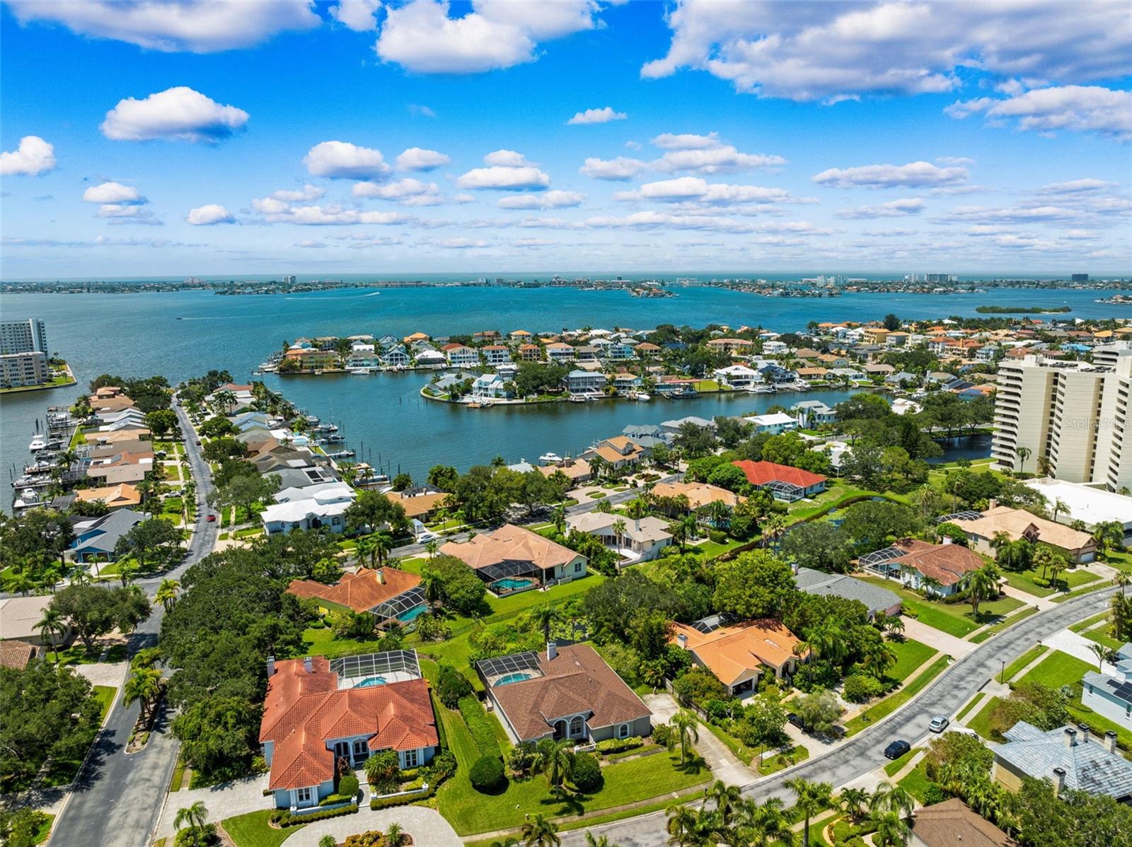 PELICAN BAY ESTATES AT SKIMMER POINT PH I - Residential