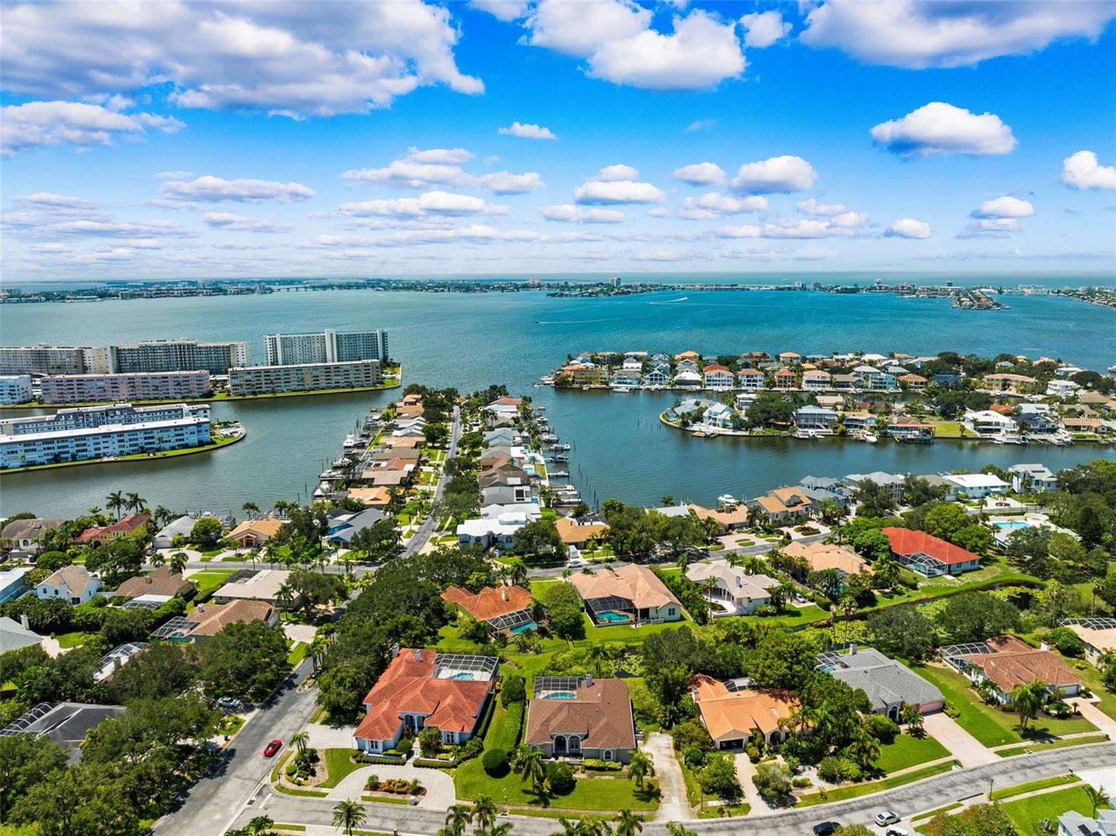 PELICAN BAY ESTATES AT SKIMMER POINT PH I - Residential