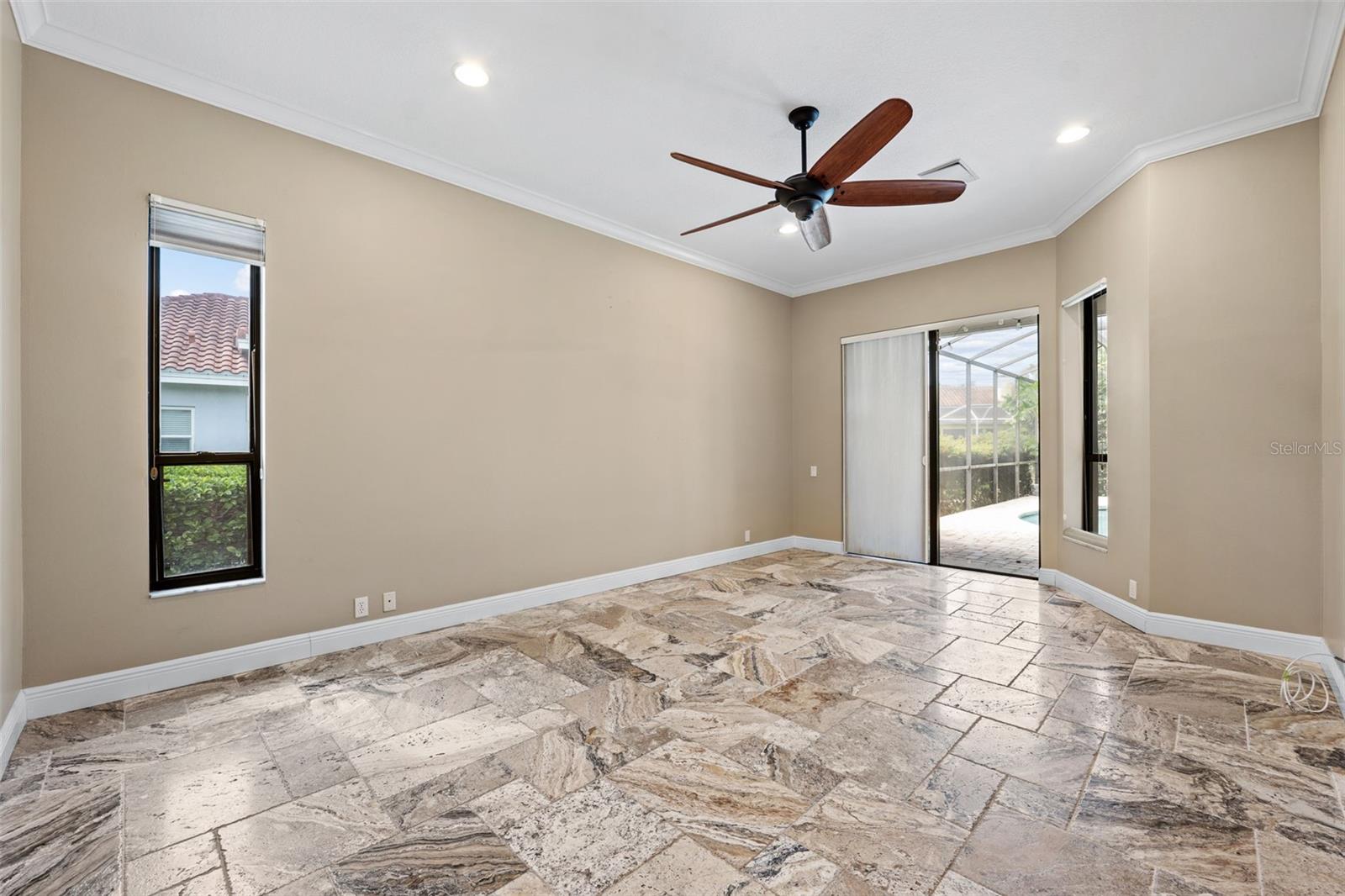 PELICAN BAY ESTATES AT SKIMMER POINT PH I - Residential