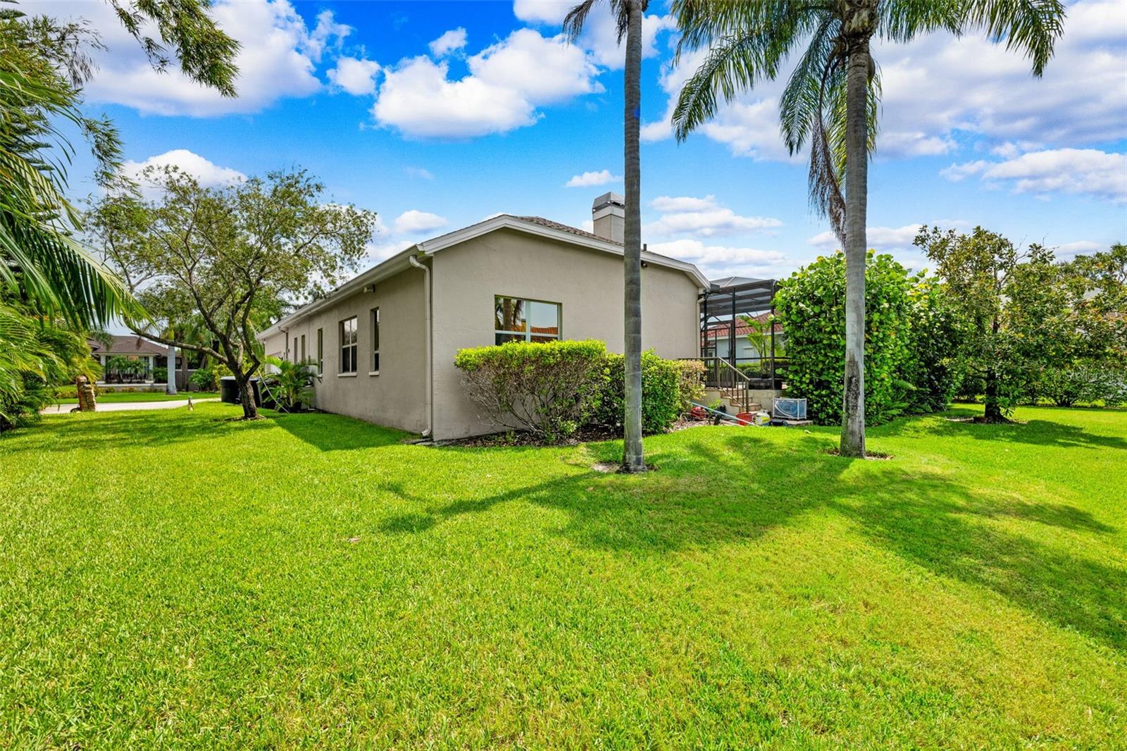 PELICAN BAY ESTATES AT SKIMMER POINT PH I - Residential