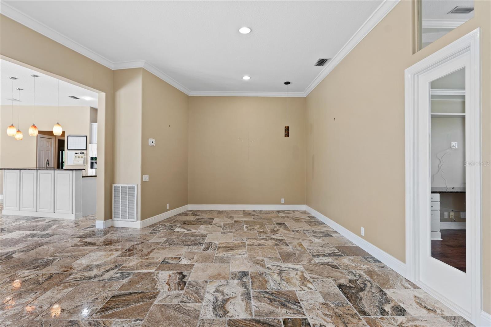 PELICAN BAY ESTATES AT SKIMMER POINT PH I - Residential