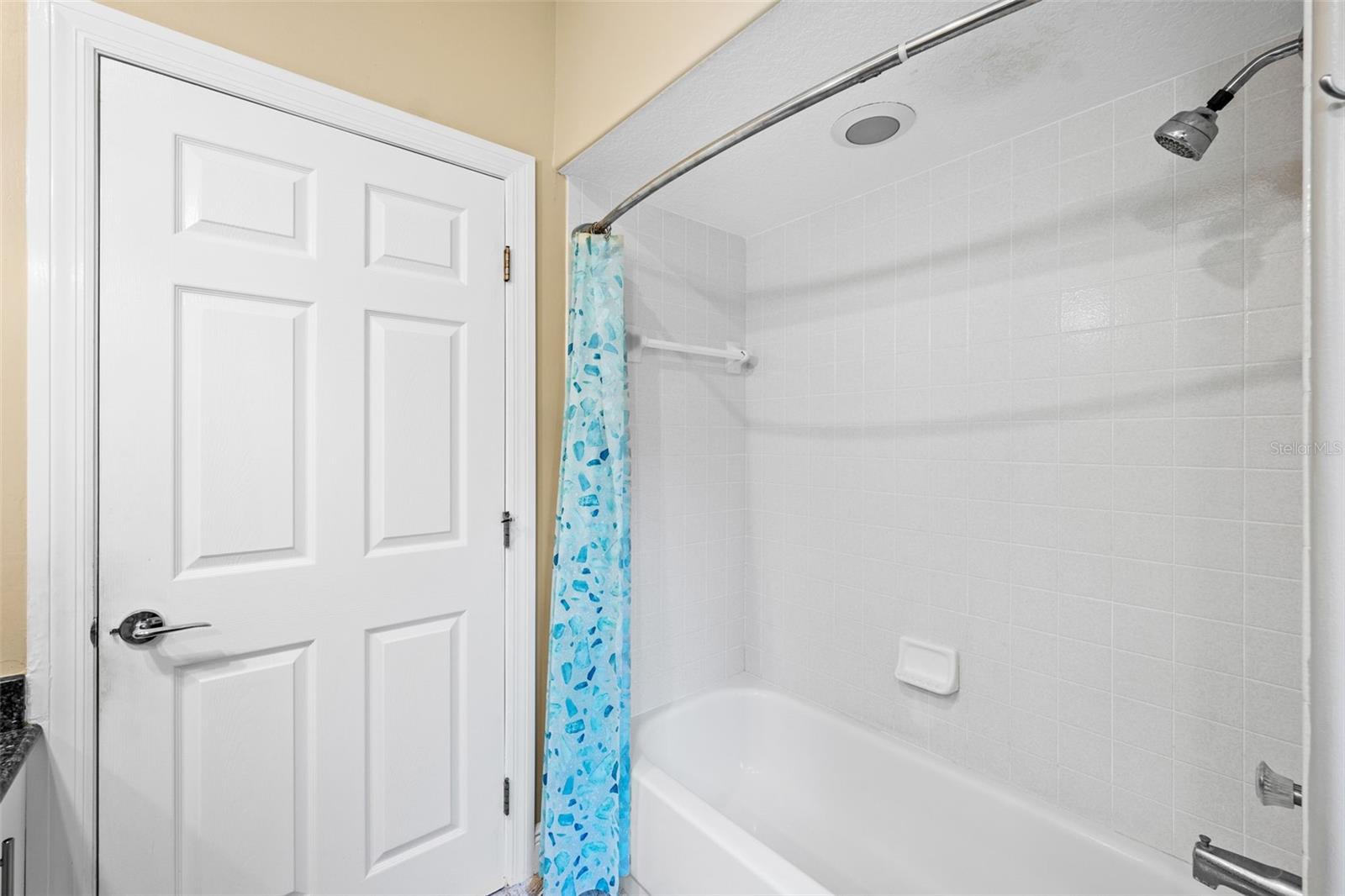 PELICAN BAY ESTATES AT SKIMMER POINT PH I - Residential