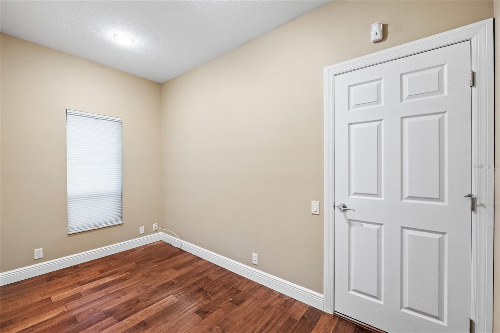 PELICAN BAY ESTATES AT SKIMMER POINT PH I - Residential