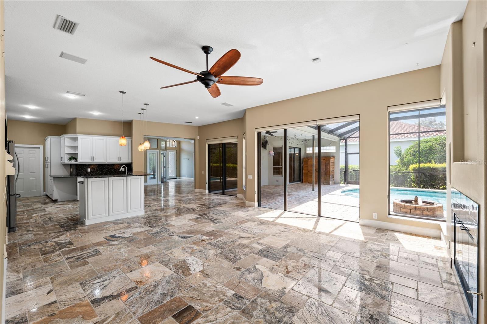 PELICAN BAY ESTATES AT SKIMMER POINT PH I - Residential