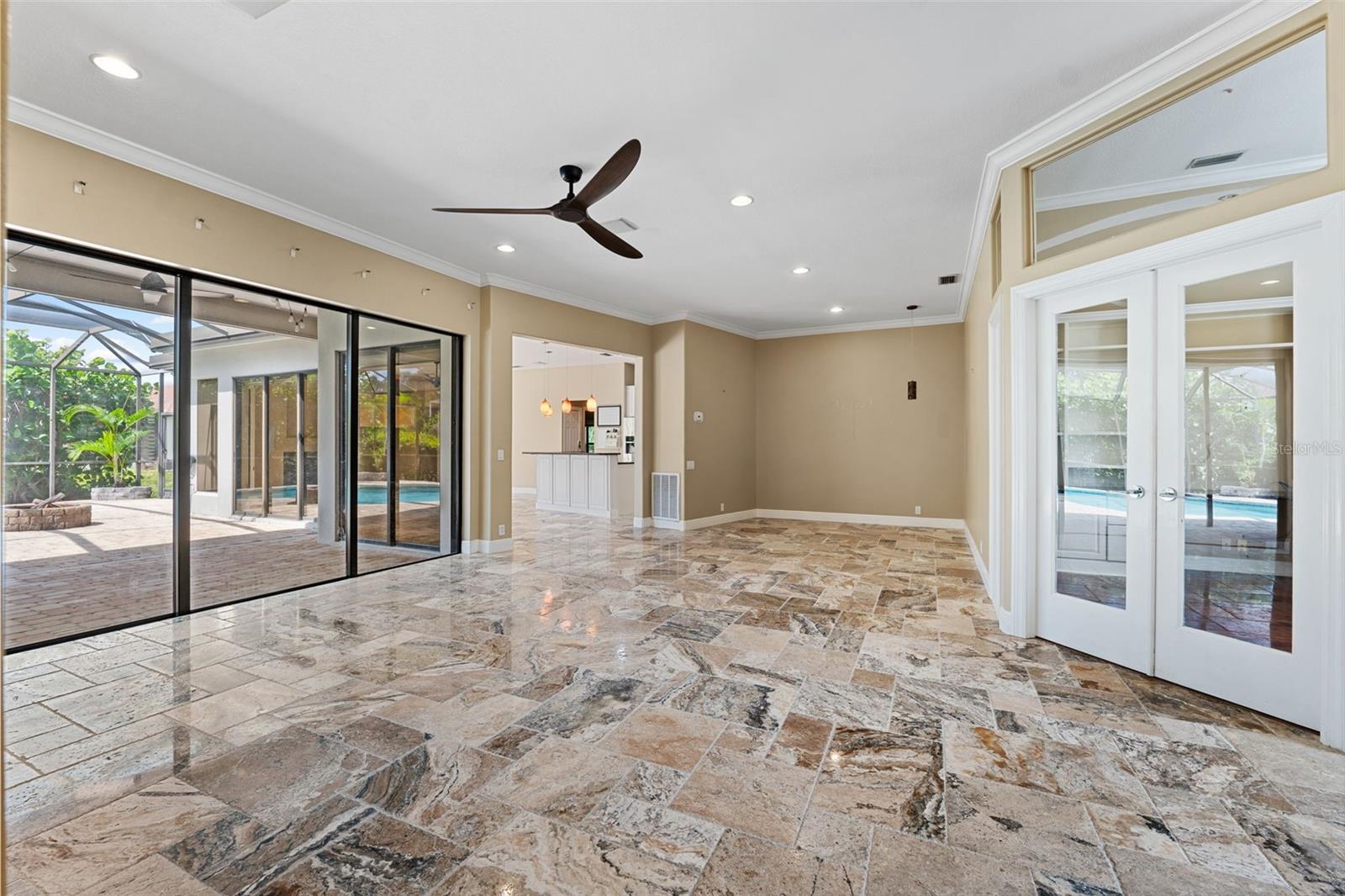 PELICAN BAY ESTATES AT SKIMMER POINT PH I - Residential