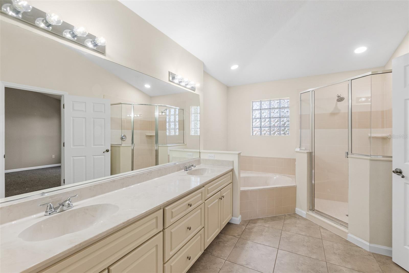 BRIDGEWATER/FLAGLER BEACH CONDO - Residential