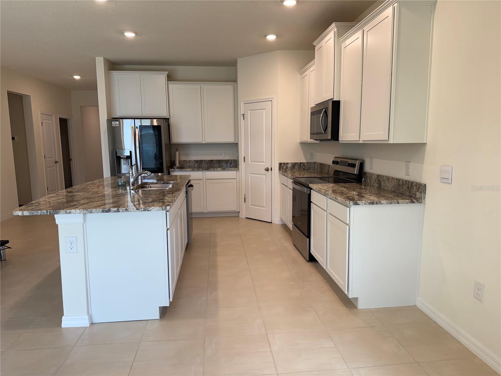 SILVERADO RANCH SUB - Residential Lease