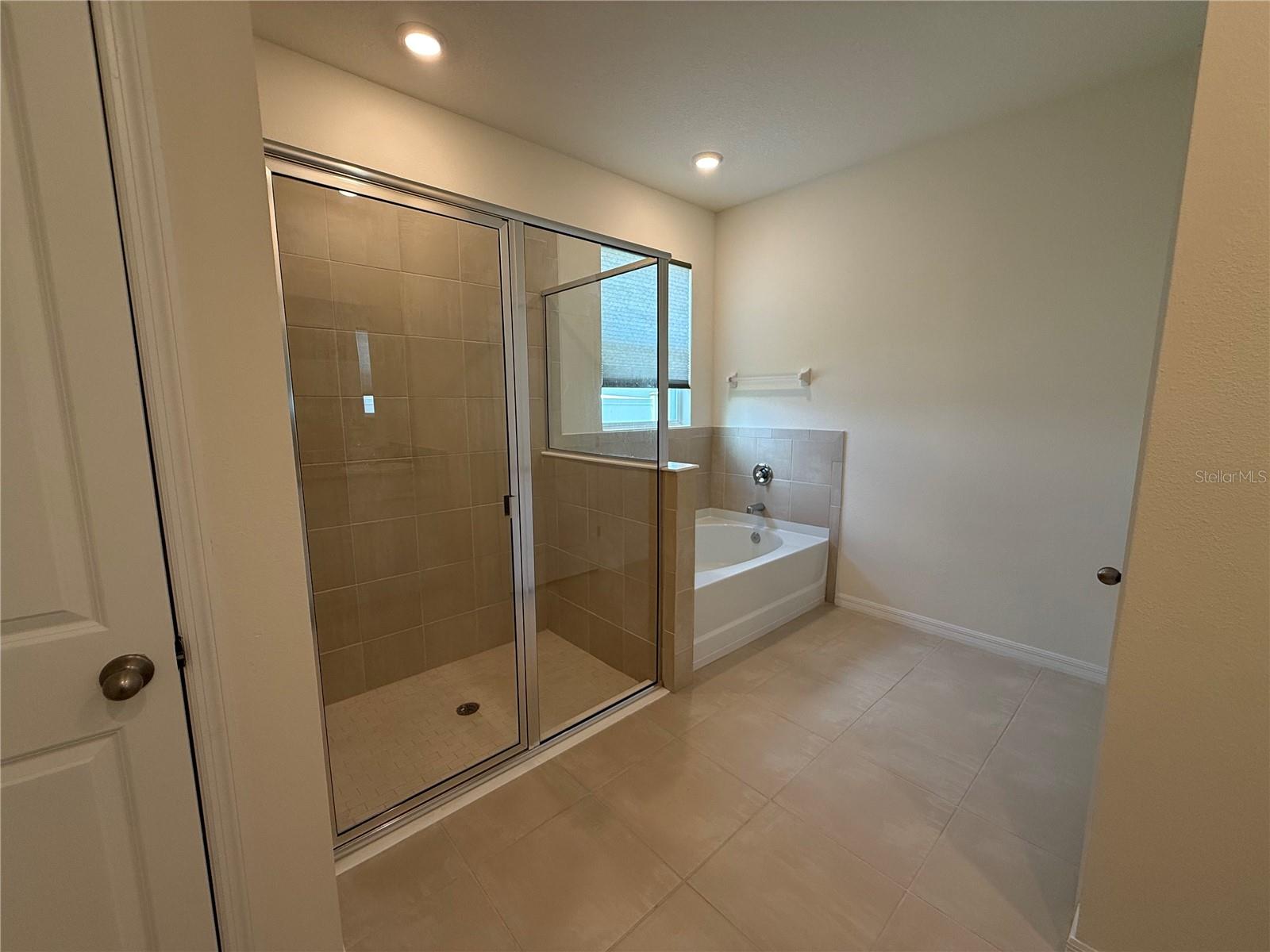 SILVERADO RANCH SUB - Residential Lease