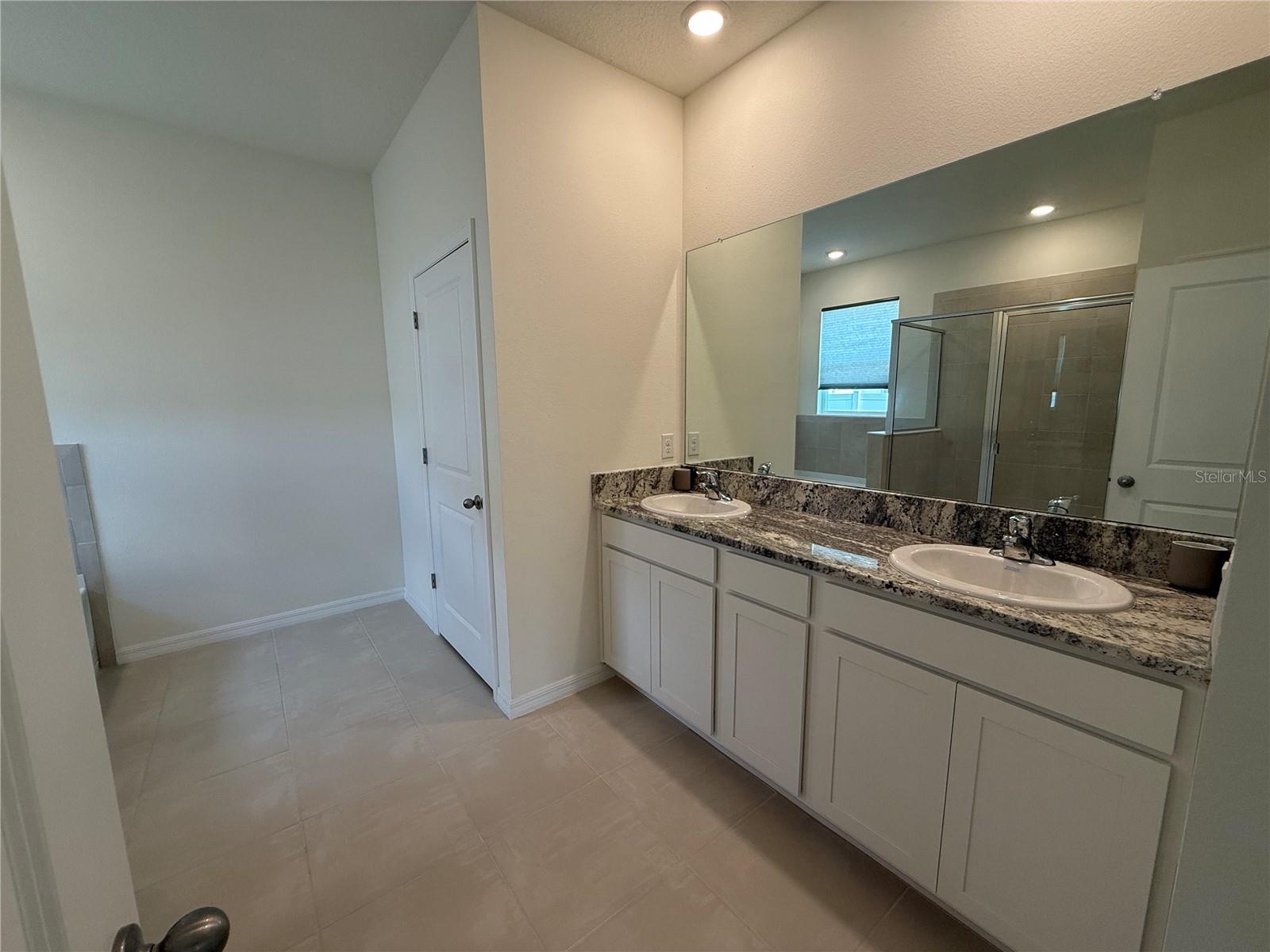 SILVERADO RANCH SUB - Residential Lease