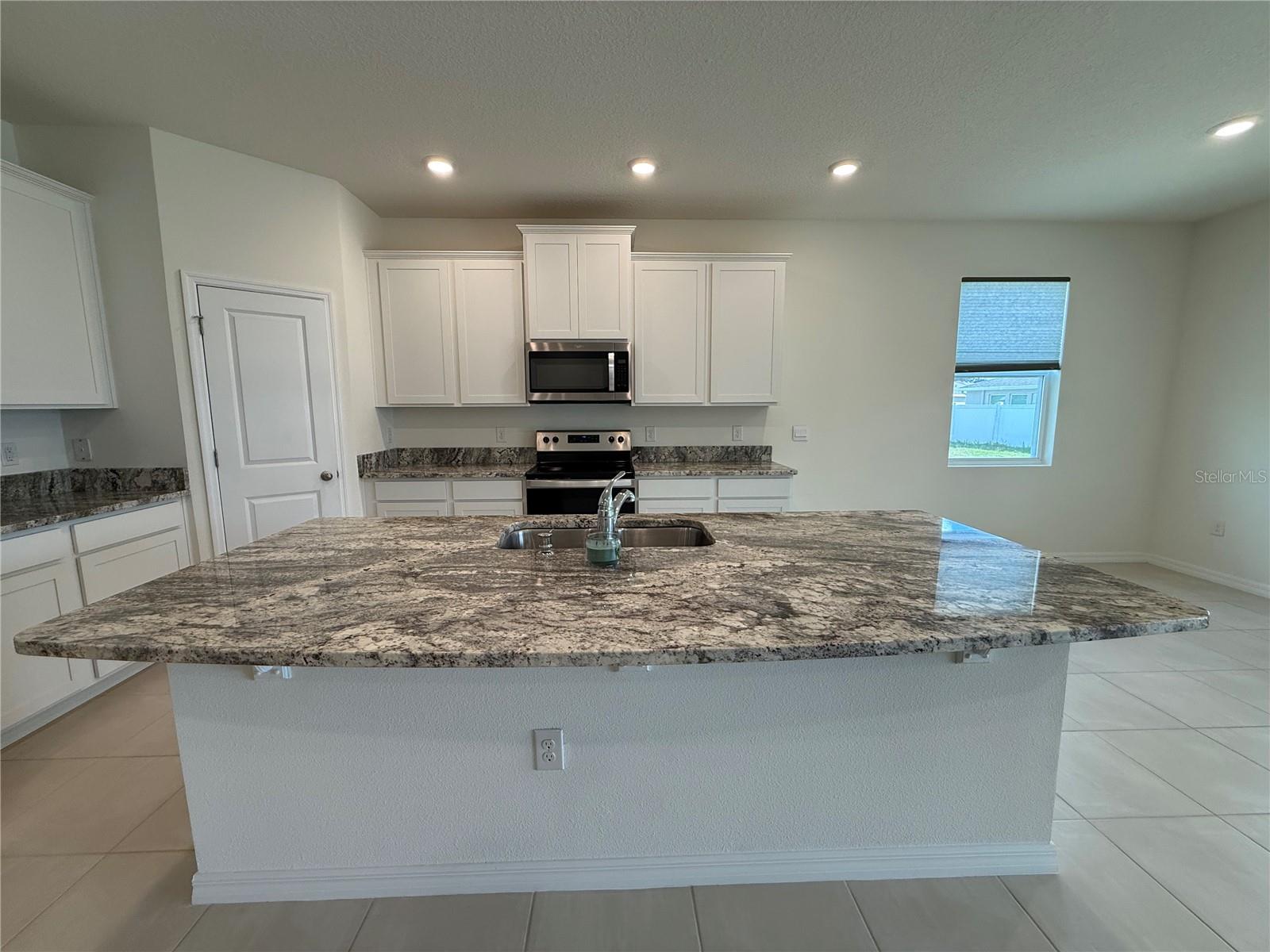 SILVERADO RANCH SUB - Residential Lease