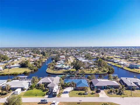 A home in PORT CHARLOTTE