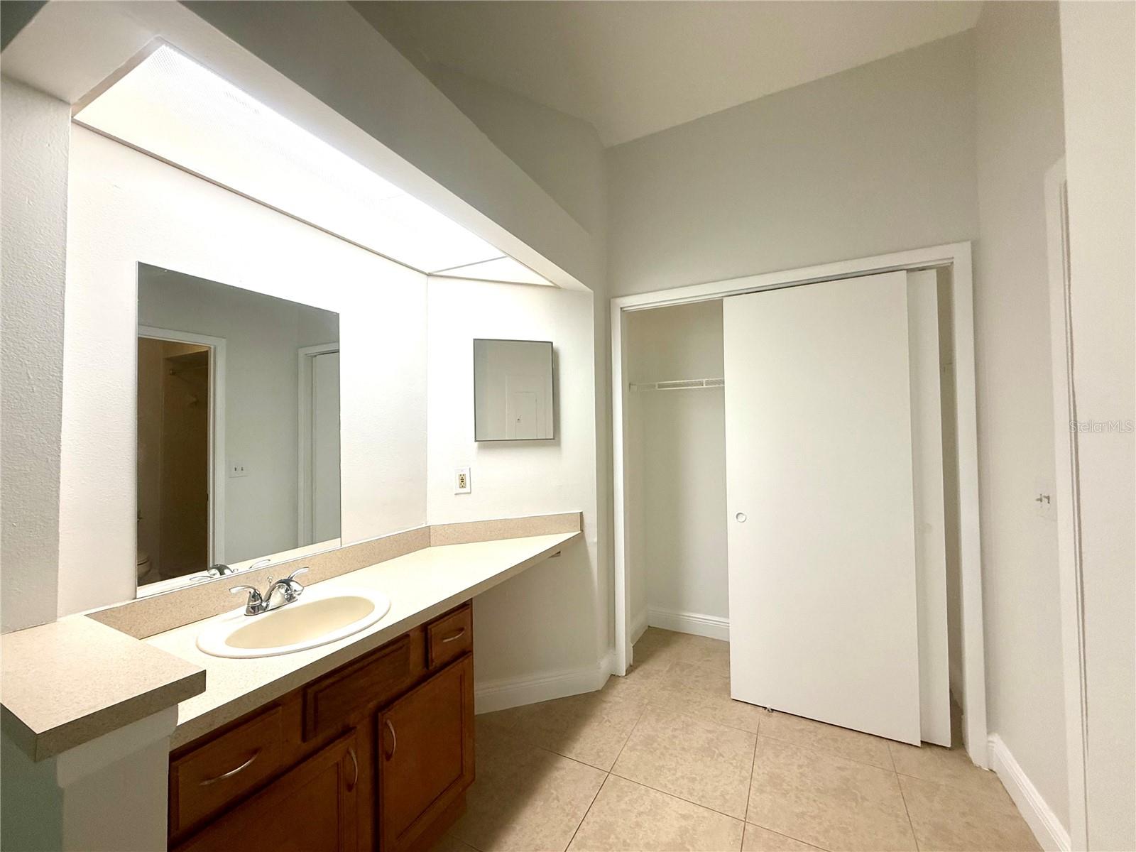 SANCTUARY/BAY HILL - Residential Lease