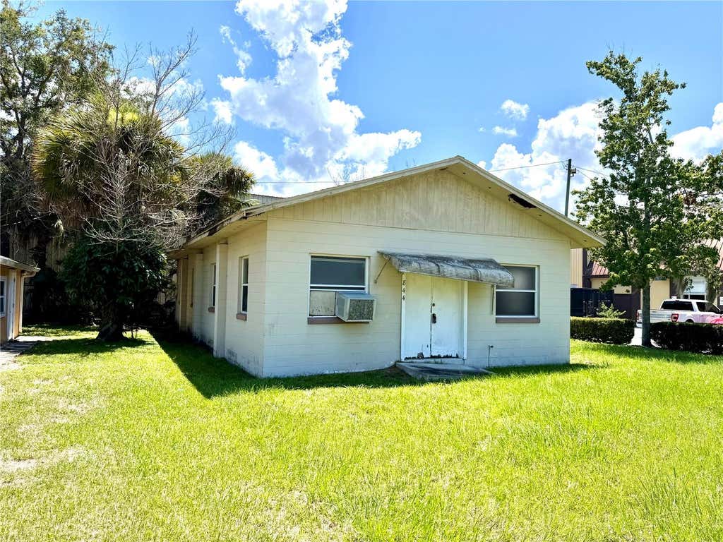 Photo of 844 Klondike Street, Winter Garden, FL 34787 (MLS # O6431531)