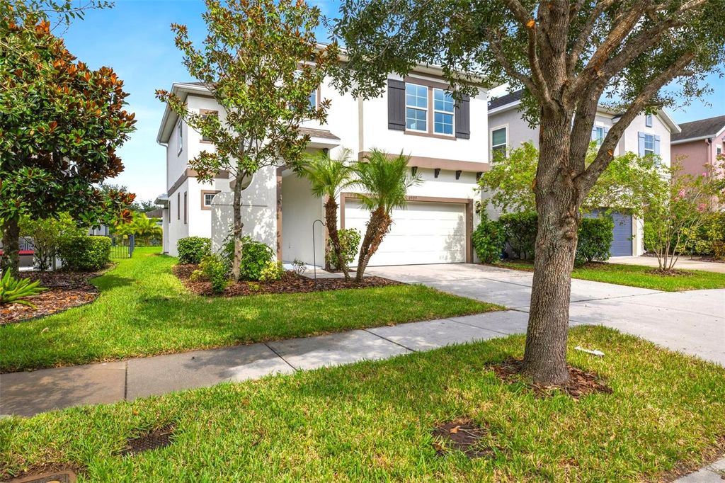 Photo of 6909 Old Benton Drive, Apollo Beach, FL 33572 (MLS # A4662404)