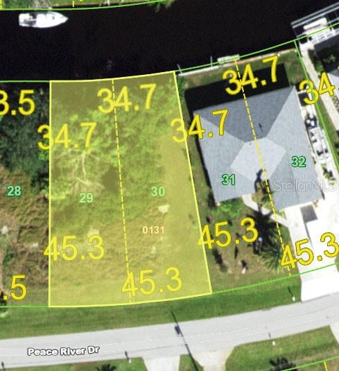 Canal front lot in Harbour Heights. Clear access.