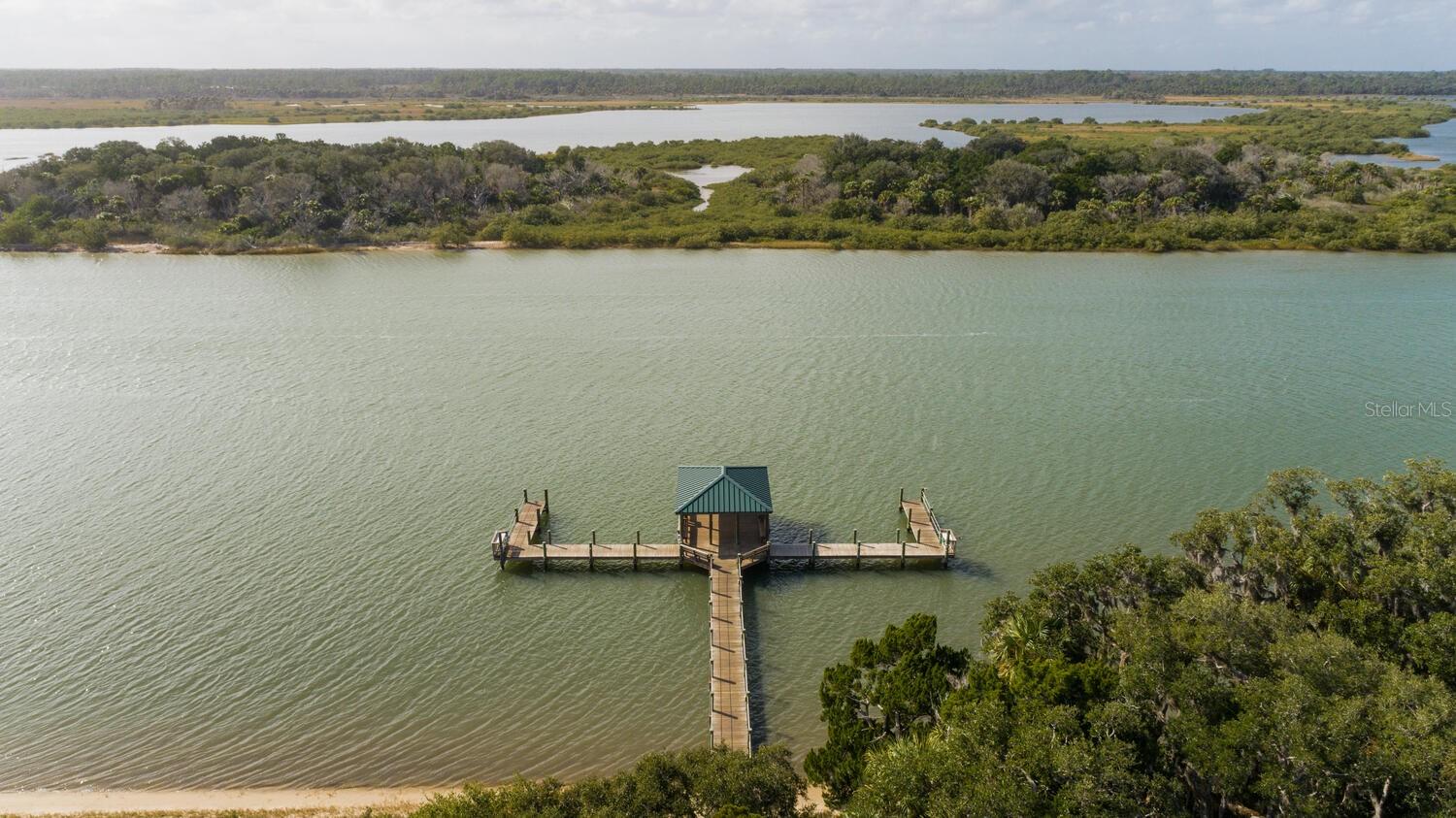 LAKESIDE/MATANZAS SHORES - Residential