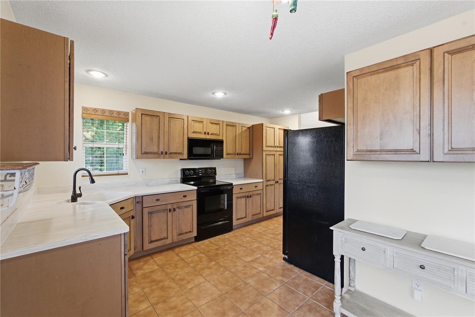 LAKESIDE/MATANZAS SHORES - Residential