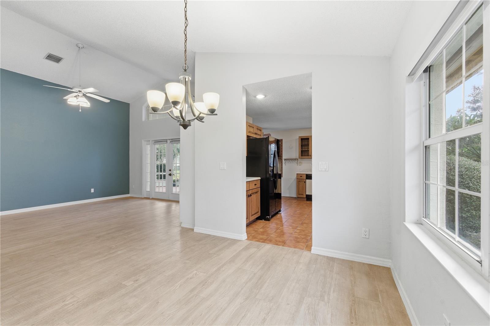 LAKESIDE/MATANZAS SHORES - Residential