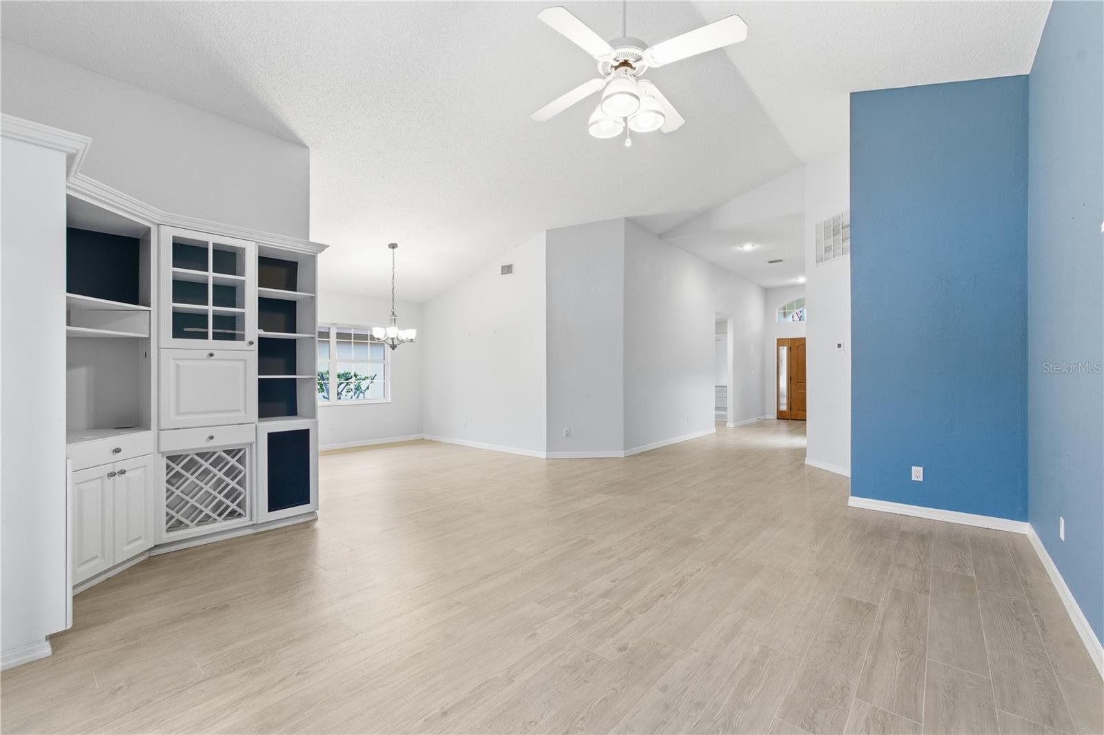 LAKESIDE/MATANZAS SHORES - Residential