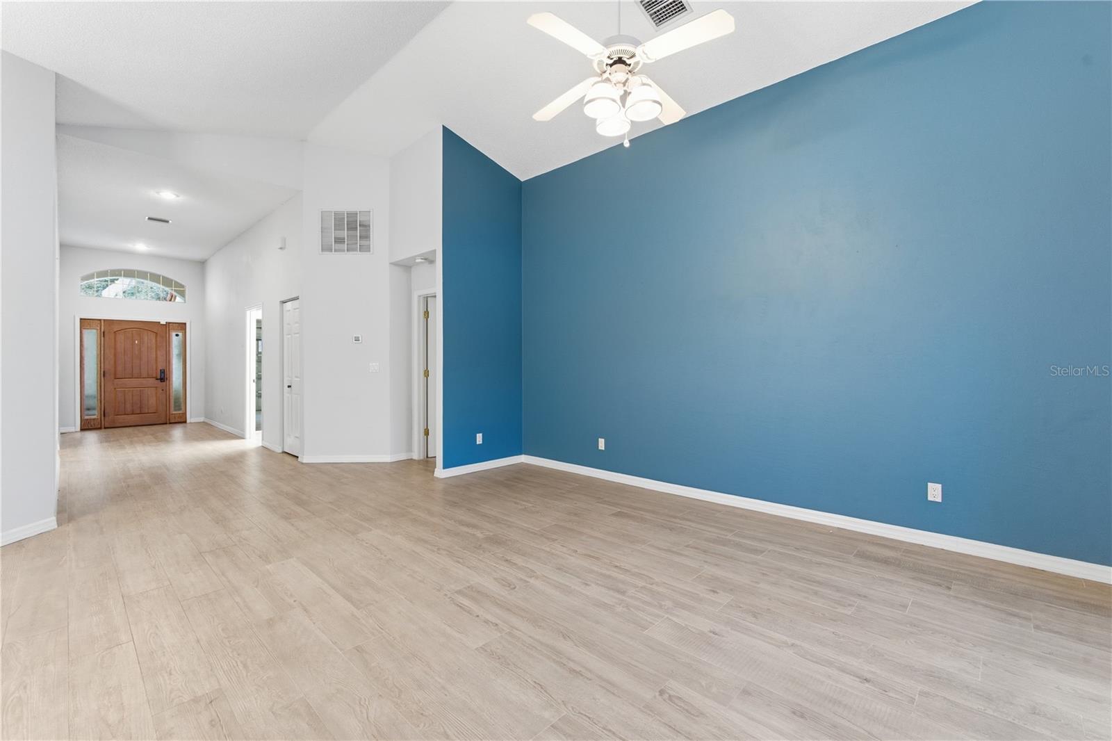 LAKESIDE/MATANZAS SHORES - Residential