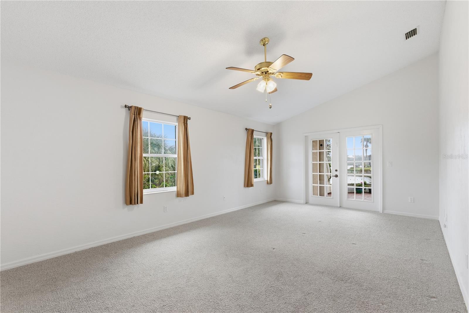 LAKESIDE/MATANZAS SHORES - Residential