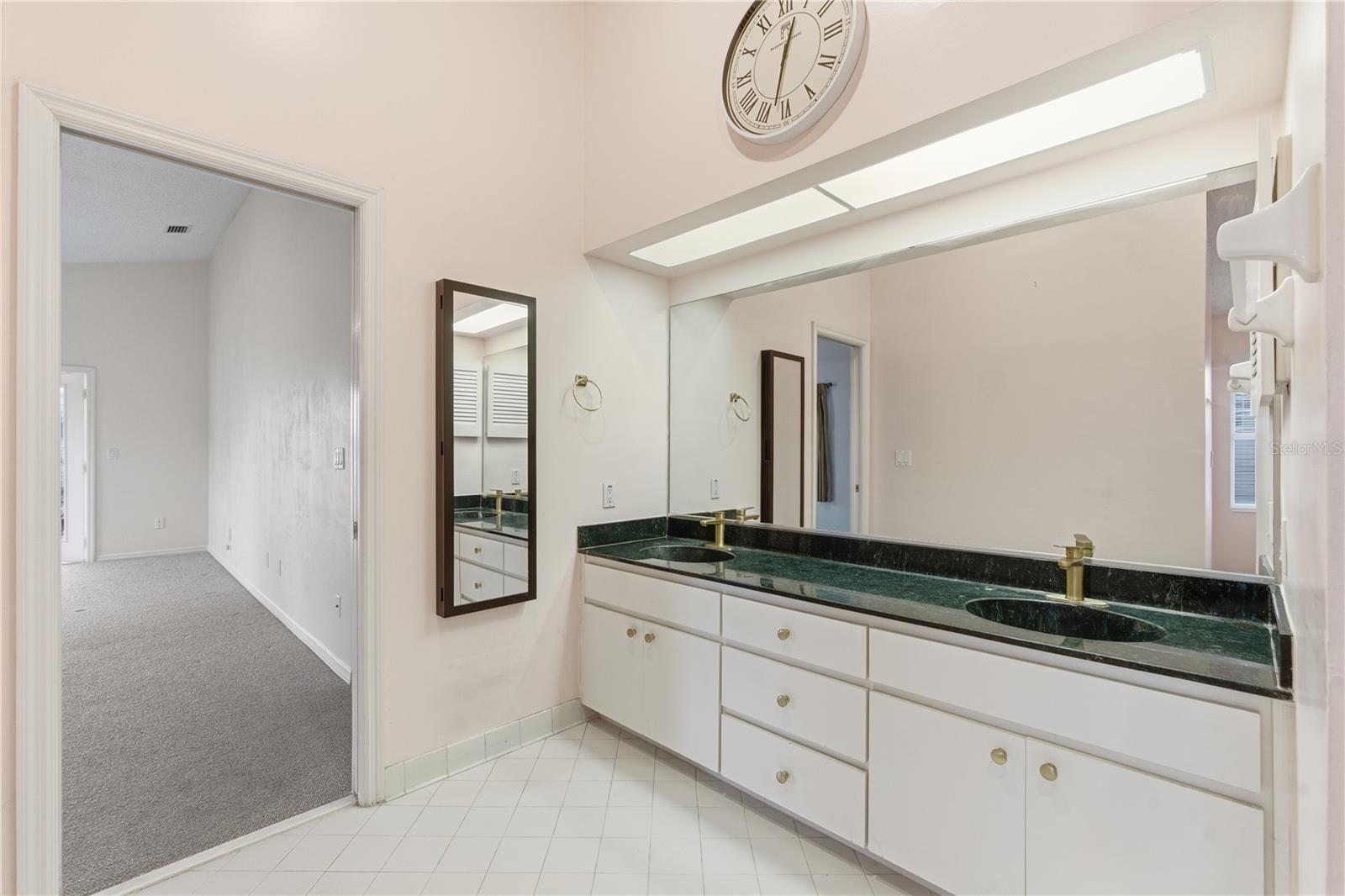 LAKESIDE/MATANZAS SHORES - Residential