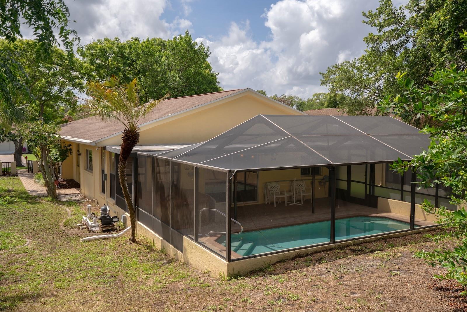 BEACON WOODS FAIRWAY VILLAGE - Residential