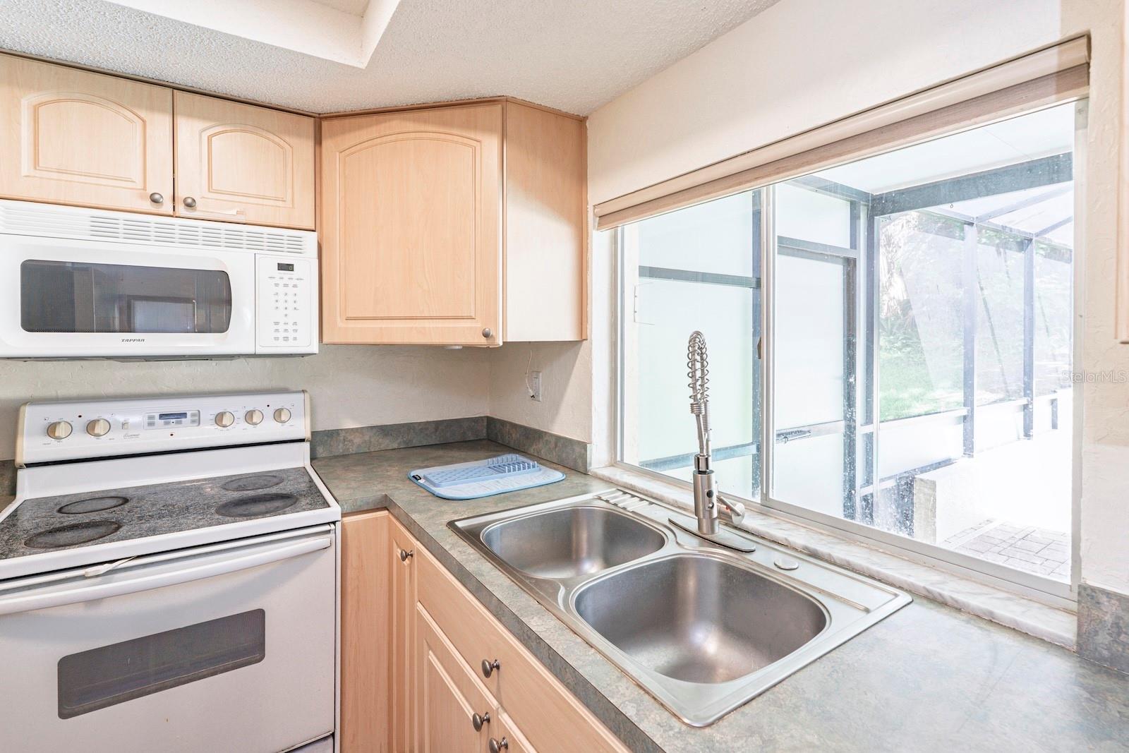 BEACON WOODS FAIRWAY VILLAGE - Residential