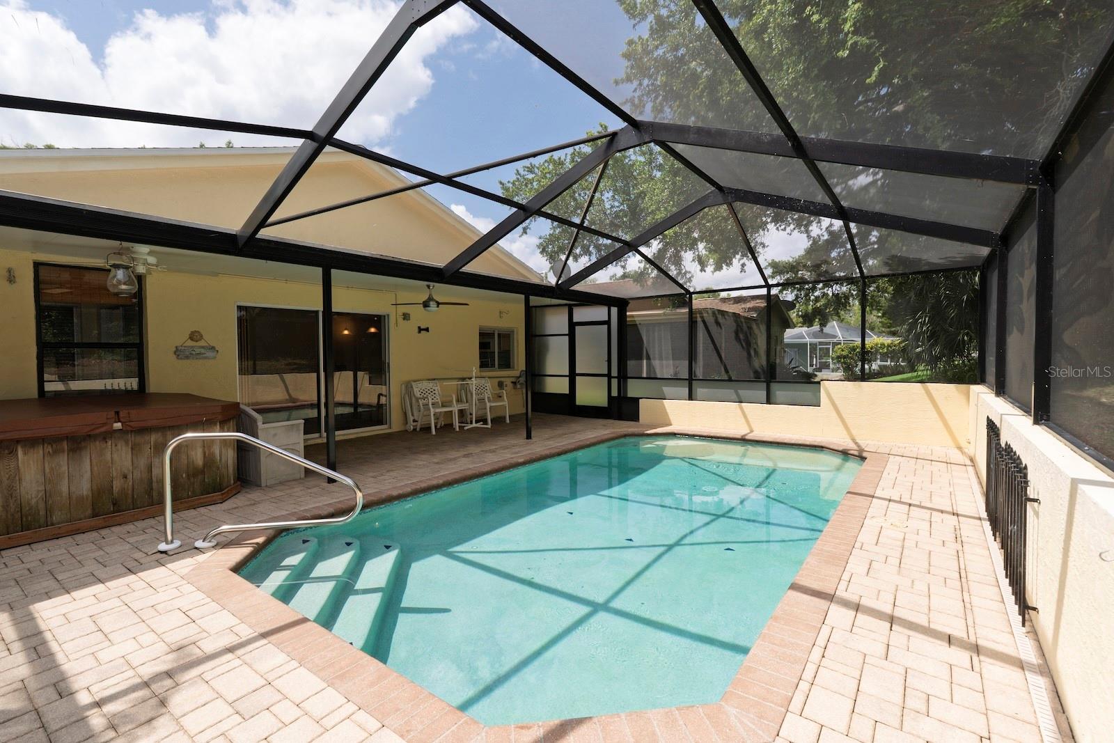 BEACON WOODS FAIRWAY VILLAGE - Residential