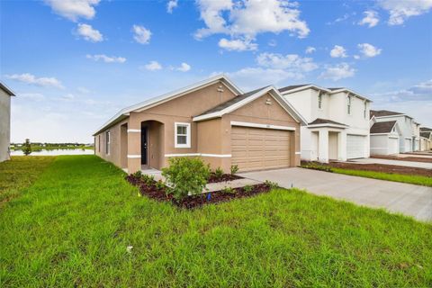 A home in WIMAUMA