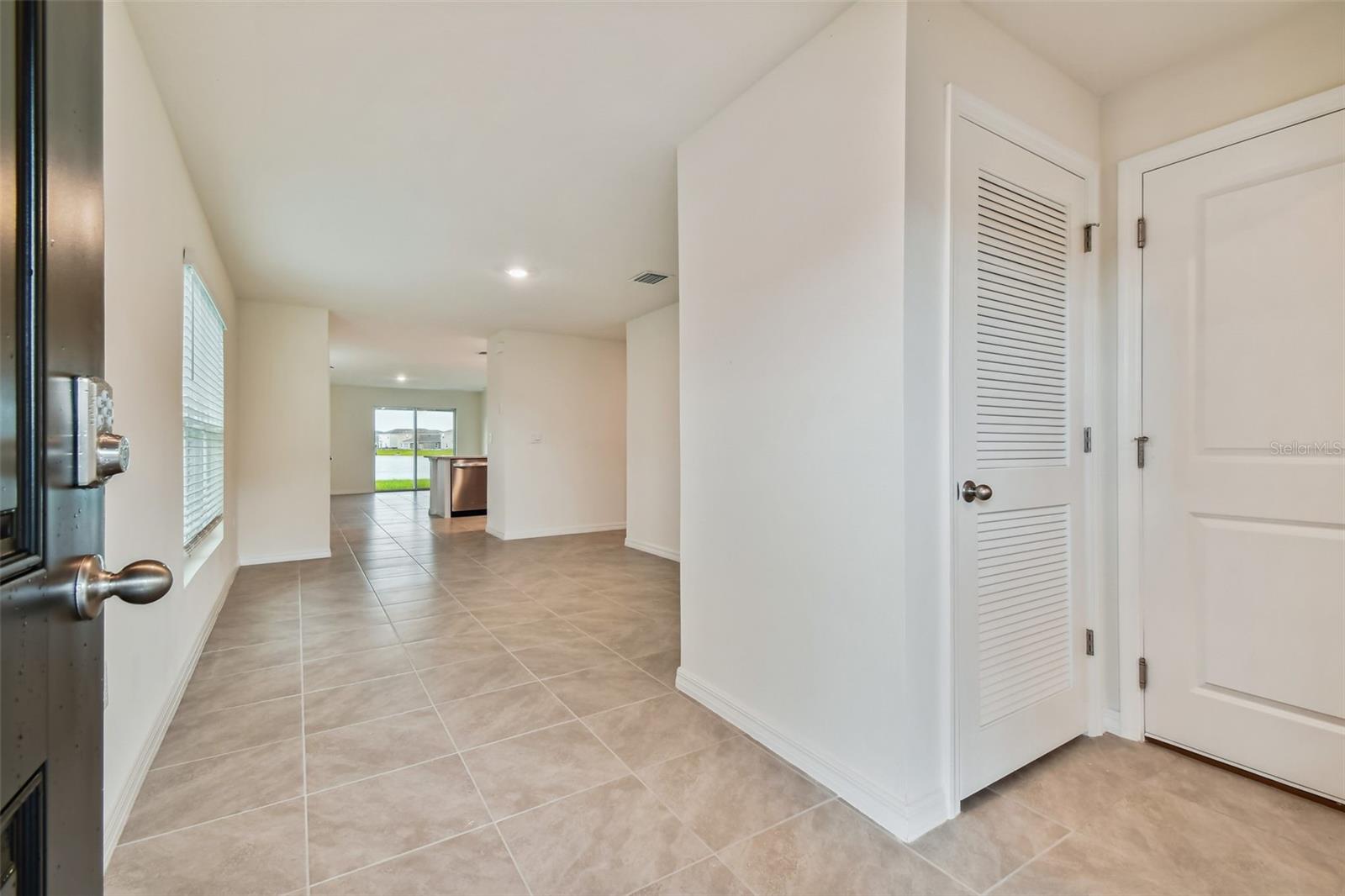 5552 LOGAN CAVE AVENUE