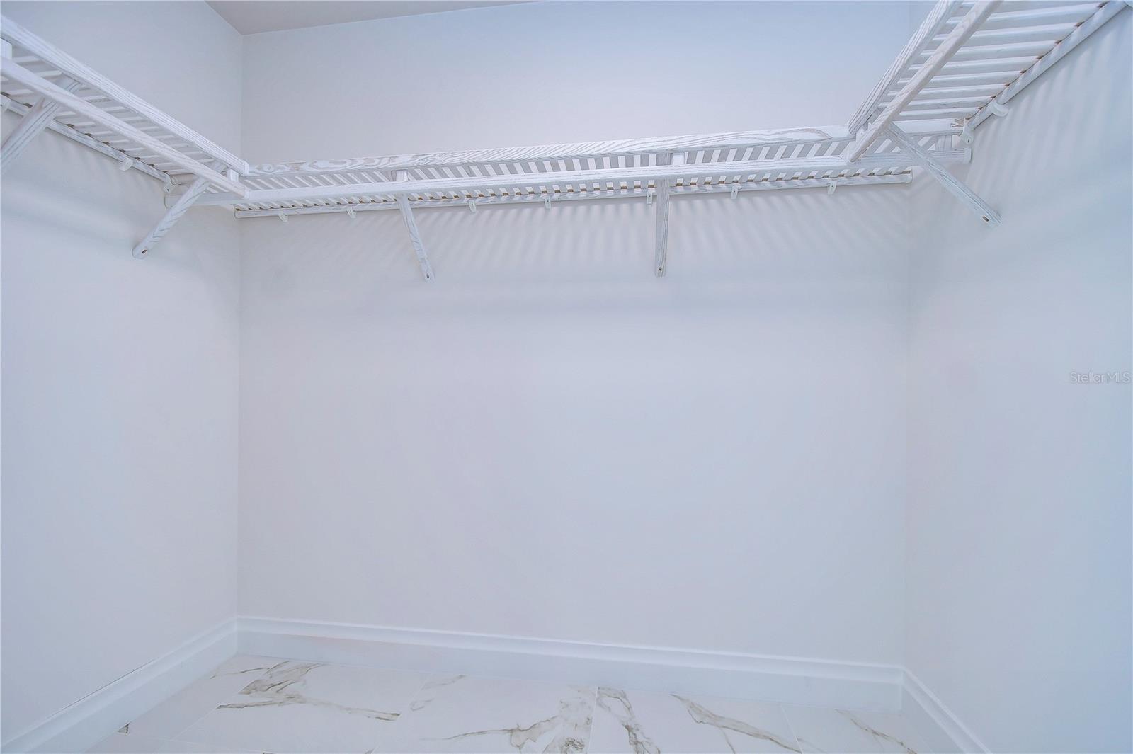 SUNSET POINTE AT COLLANY KEY IV CONDO - Residential