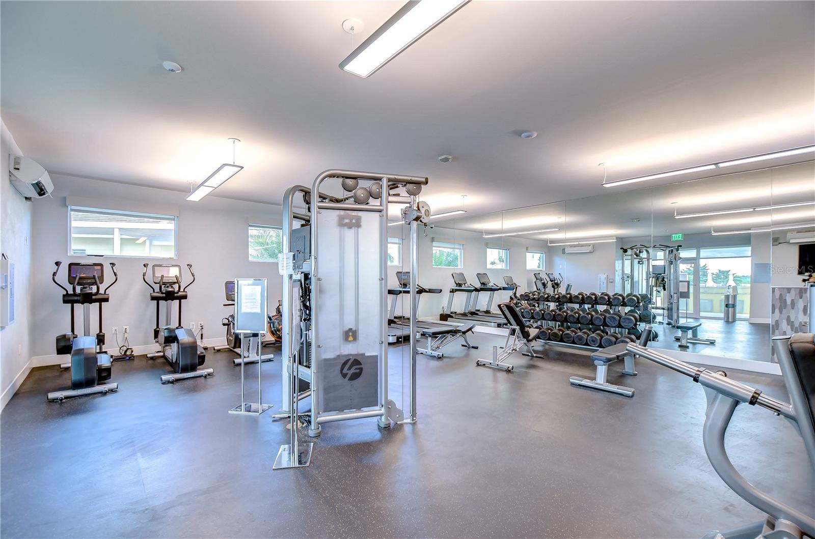 SUNSET POINTE AT COLLANY KEY IV CONDO - Residential