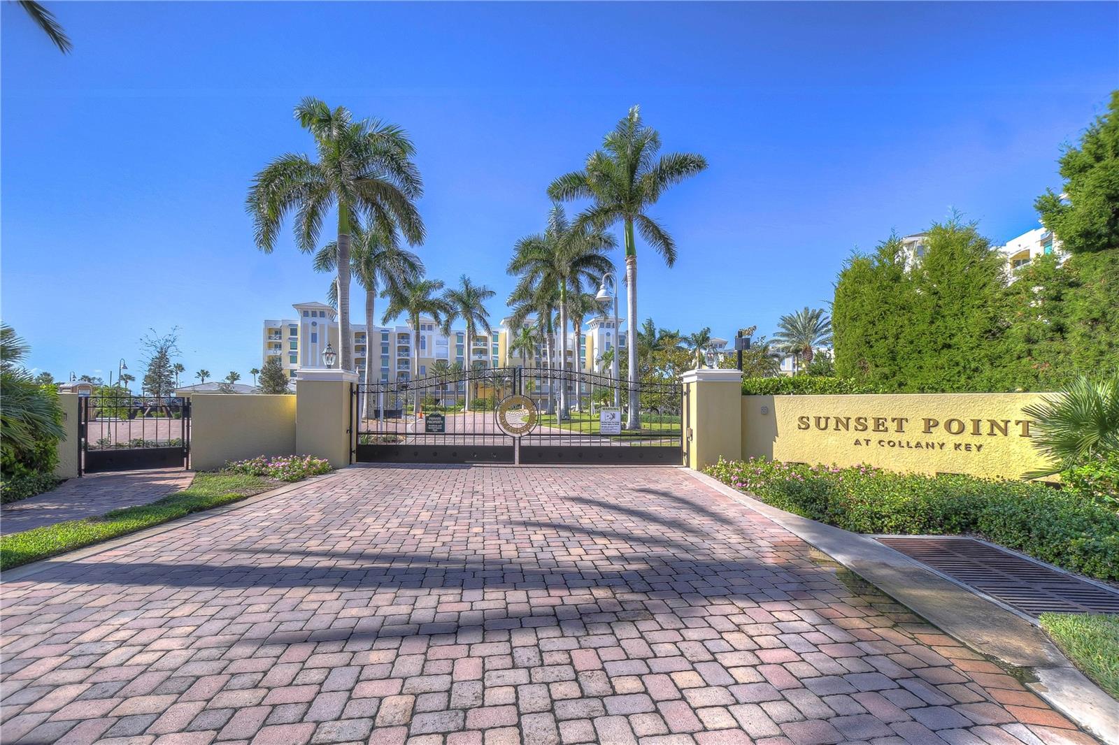 SUNSET POINTE AT COLLANY KEY IV CONDO - Residential