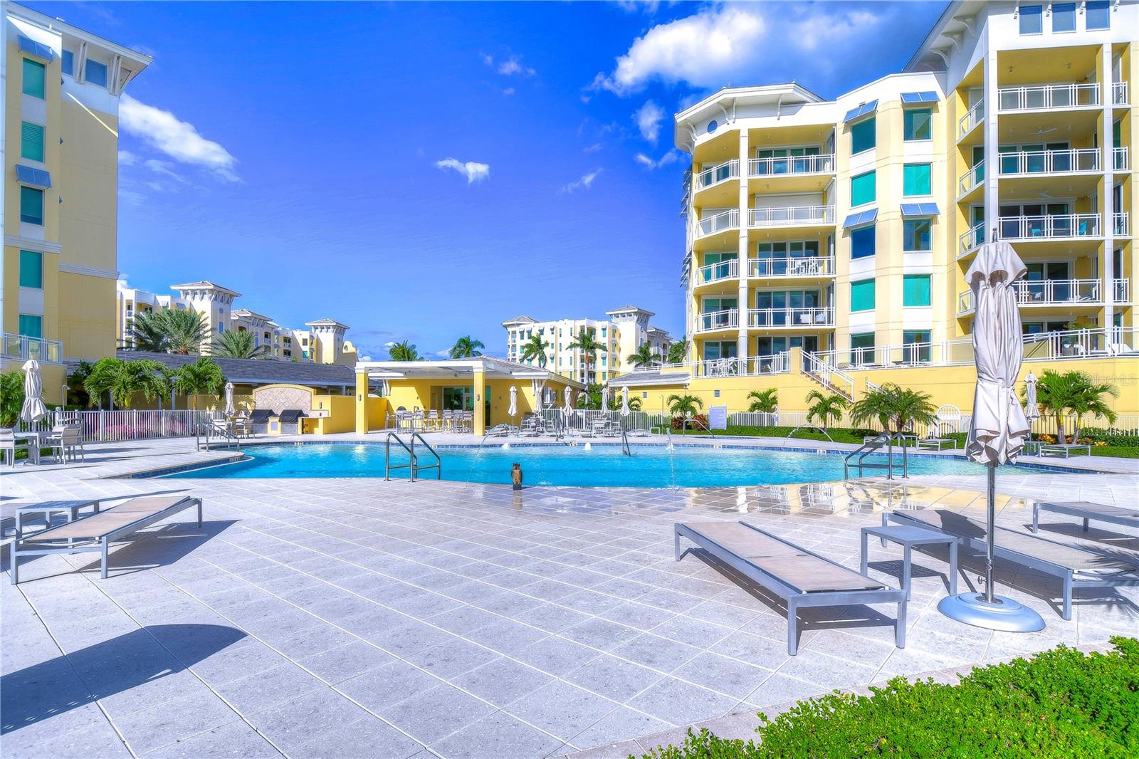 SUNSET POINTE AT COLLANY KEY IV CONDO - Residential