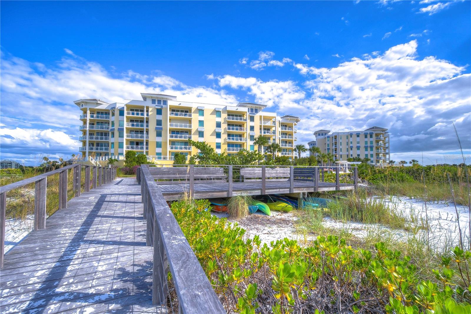SUNSET POINTE AT COLLANY KEY IV CONDO - Residential