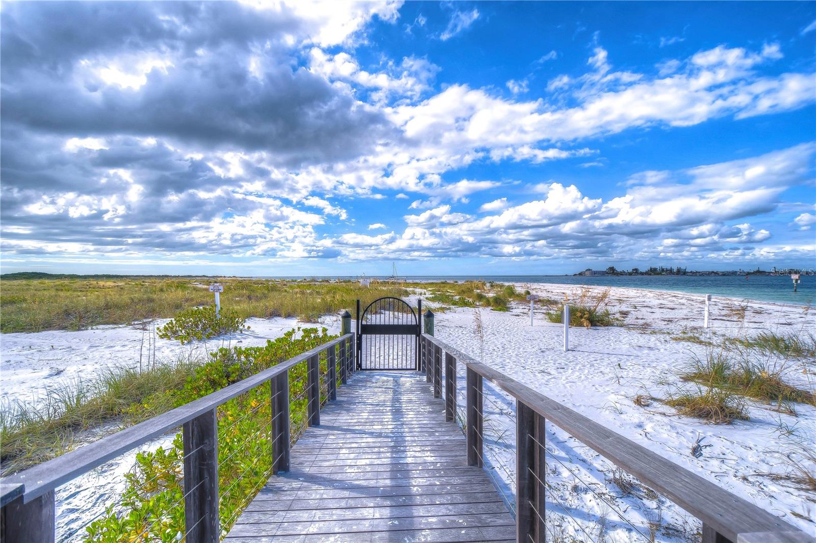 SUNSET POINTE AT COLLANY KEY IV CONDO - Residential