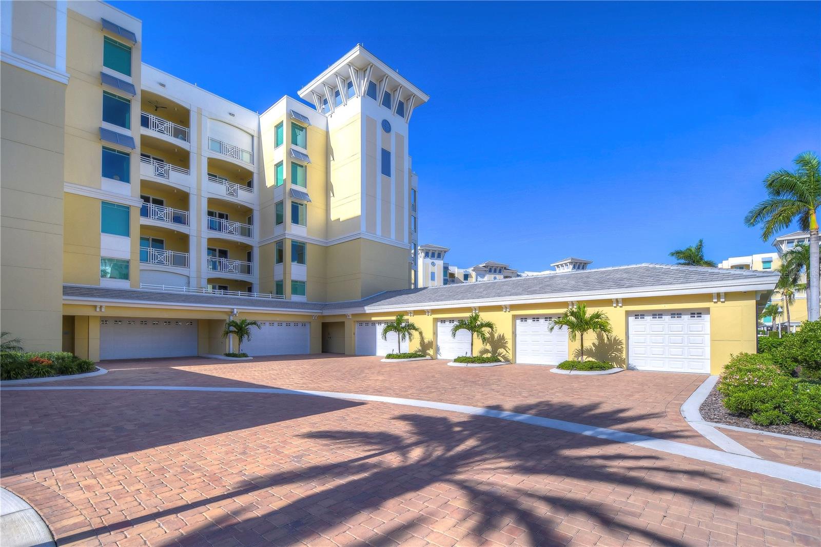 SUNSET POINTE AT COLLANY KEY IV CONDO - Residential