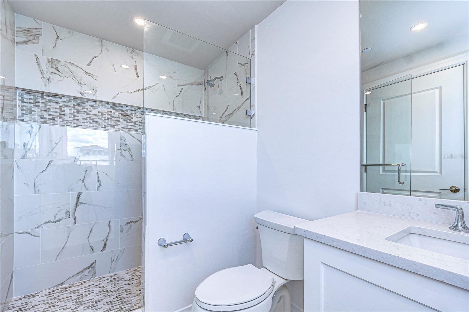 SUNSET POINTE AT COLLANY KEY IV CONDO - Residential