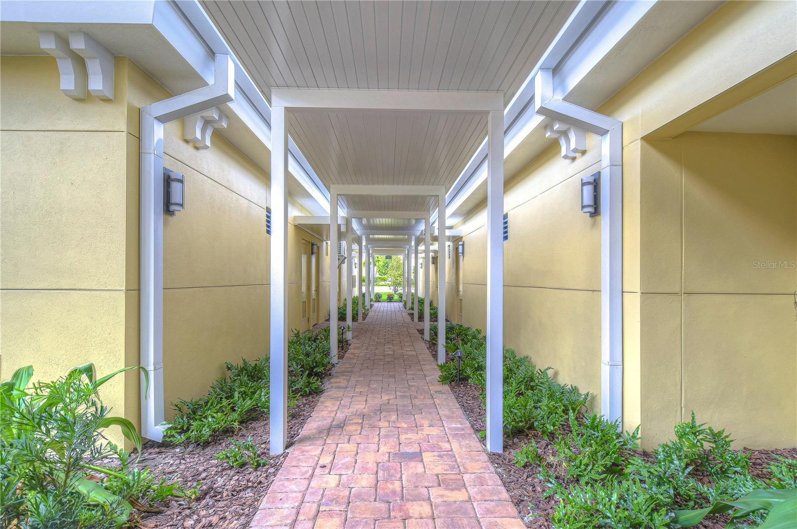 SUNSET POINTE AT COLLANY KEY IV CONDO - Residential