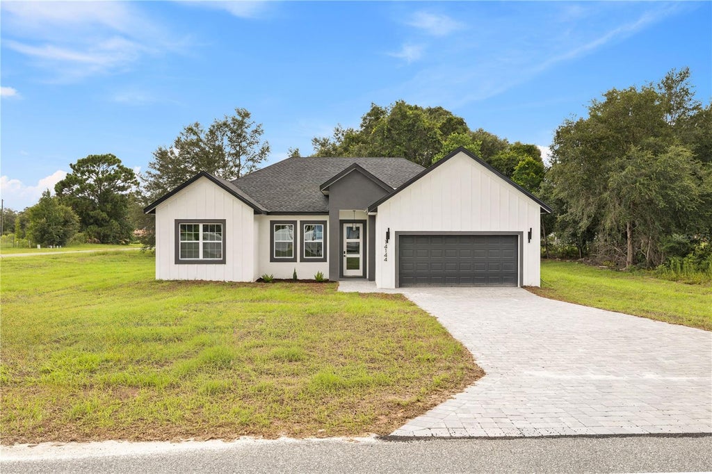 Photo of 14144 SW 47 Avenue, Ocala, FL 34473 (MLS # O6432175)
