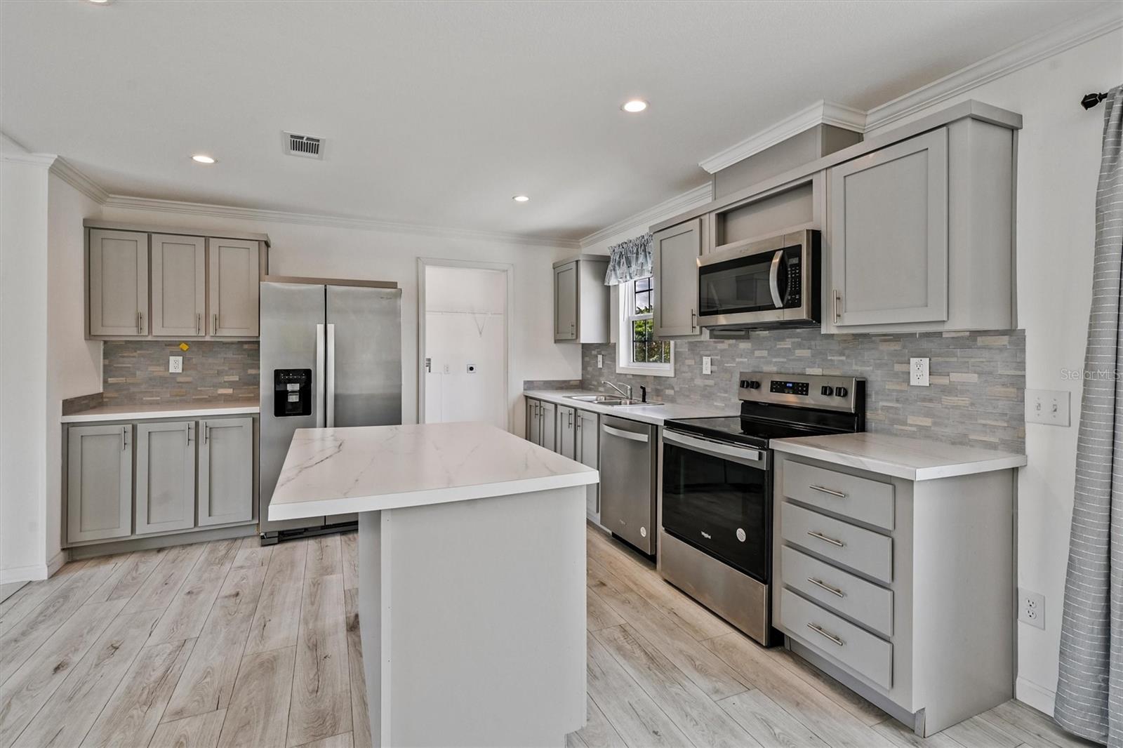 SUNCOAST ESTATES UNREC - Residential