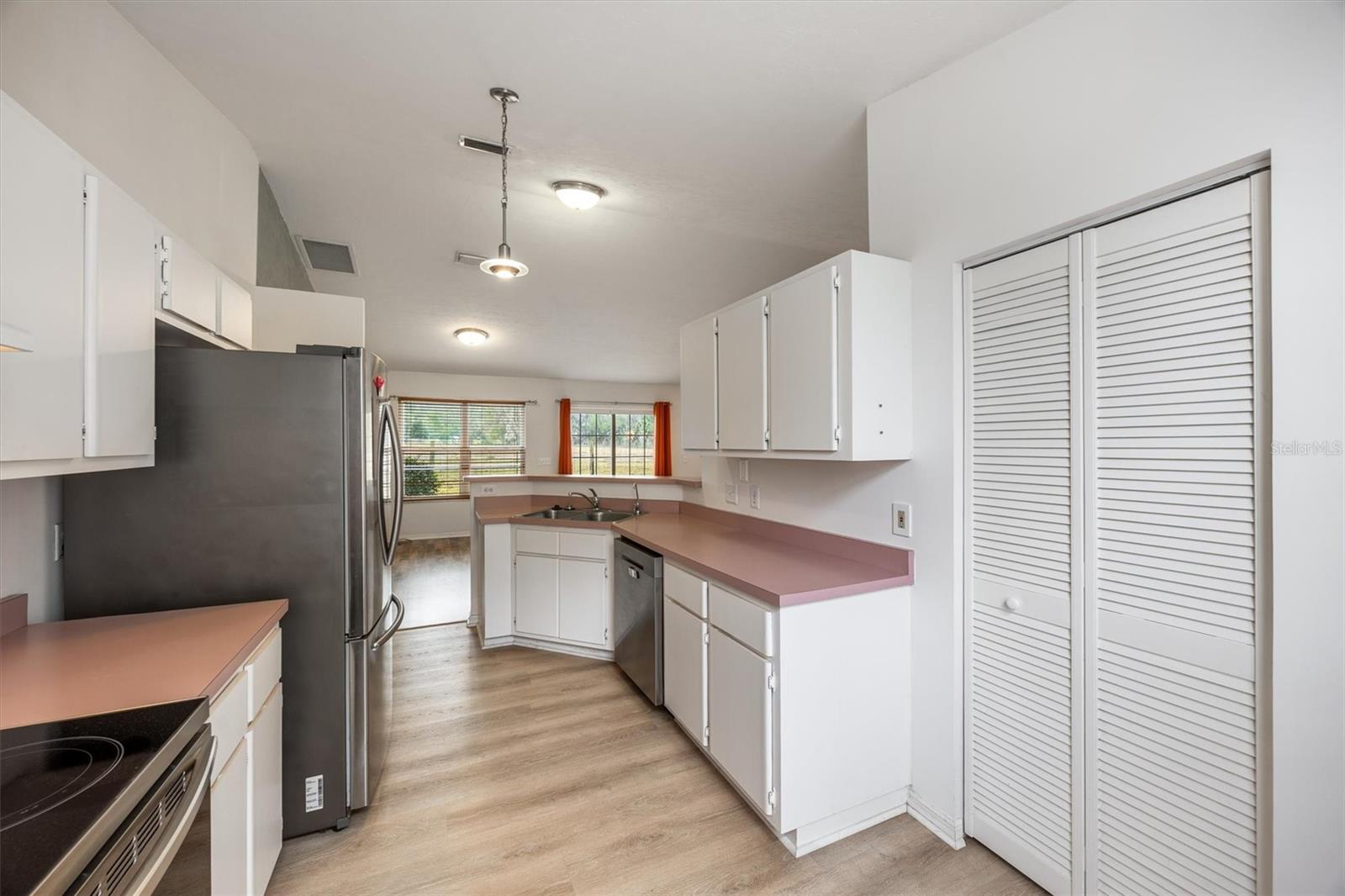 APPLE TREE PH I - Residential