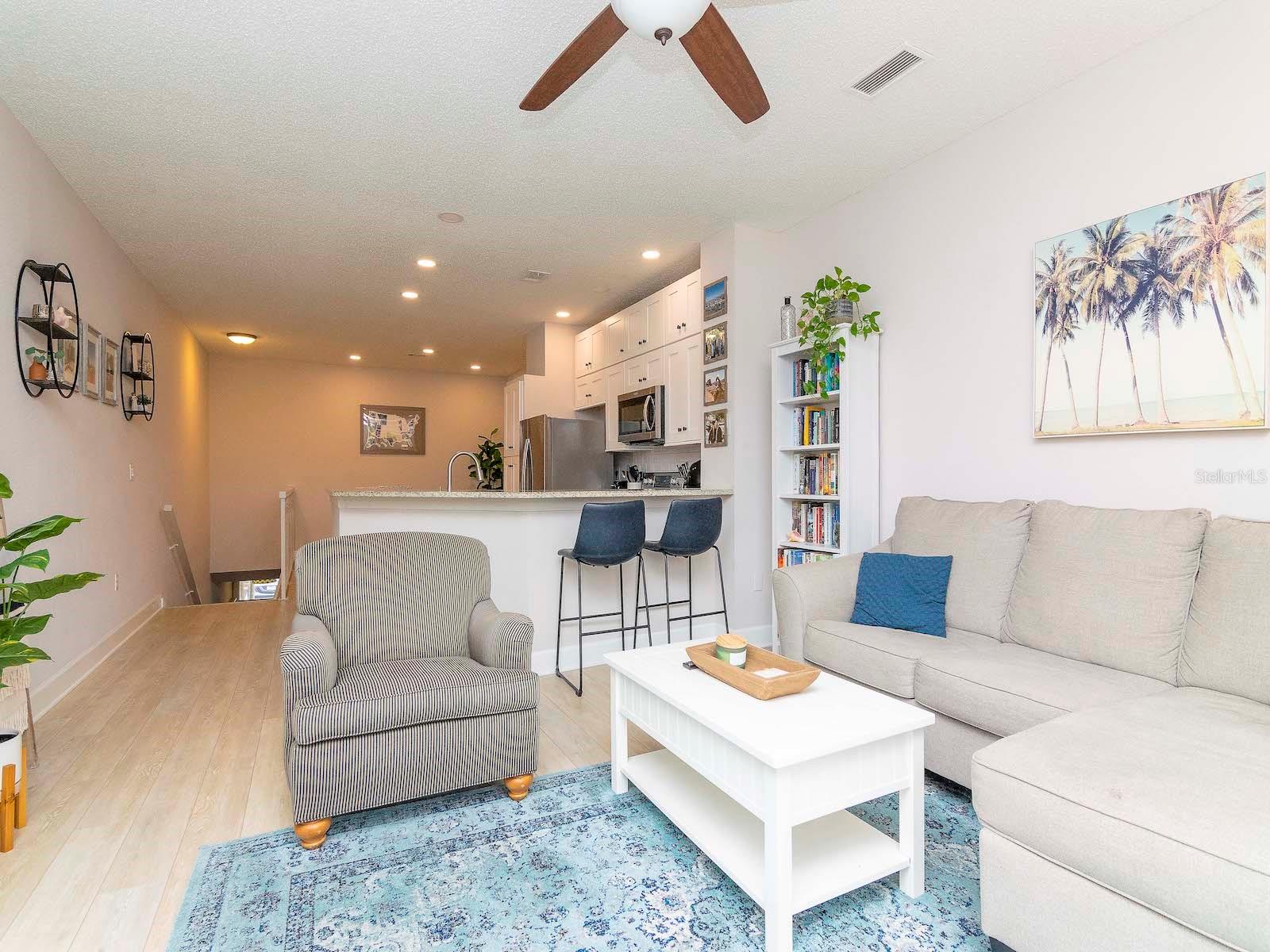 ISLAND WALK A CONDO - Residential Lease