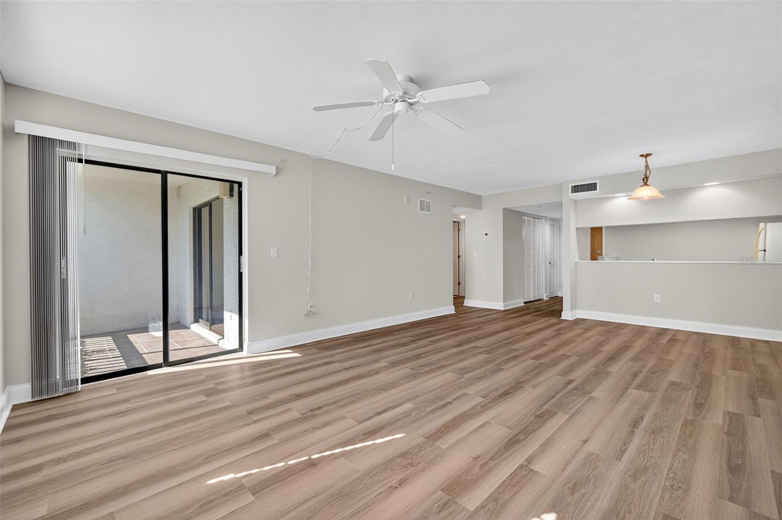 2595 COUNTRYSIDE BOULEVARD 8106