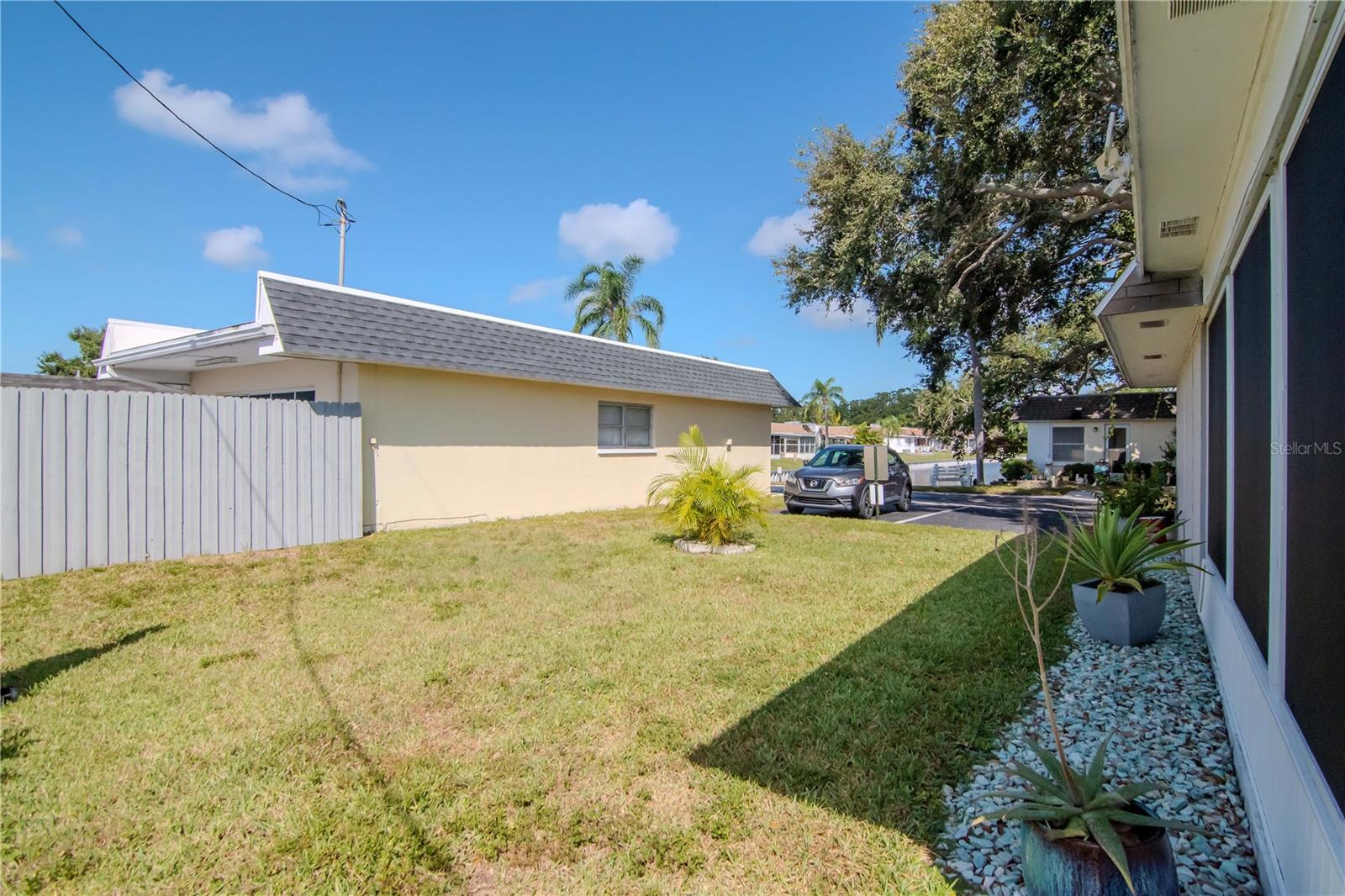 SKYE LOCH VILLAS UNREC - Residential