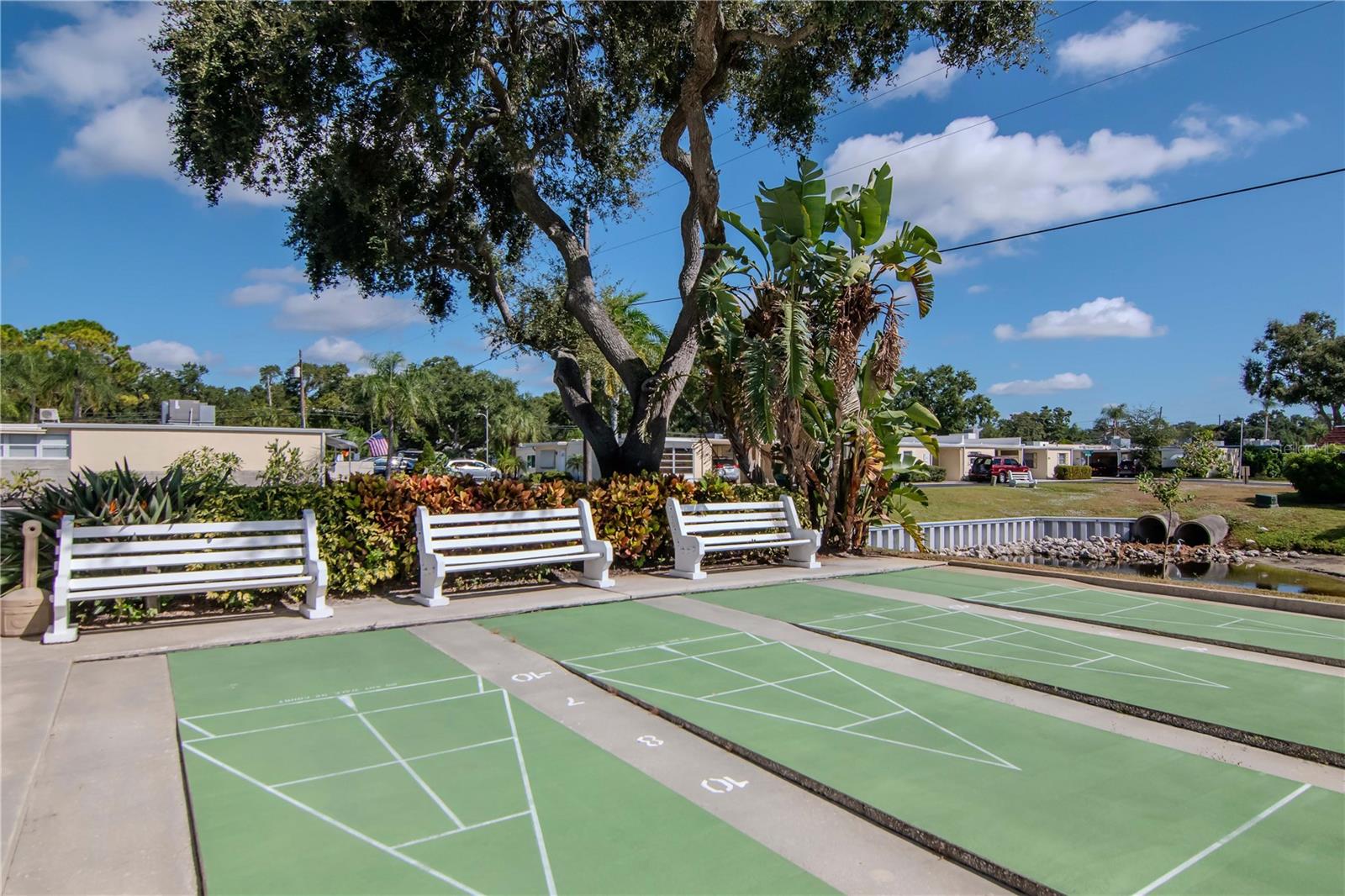 SKYE LOCH VILLAS UNREC - Residential