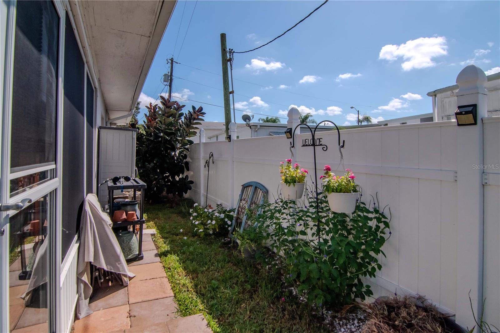 SKYE LOCH VILLAS UNREC - Residential